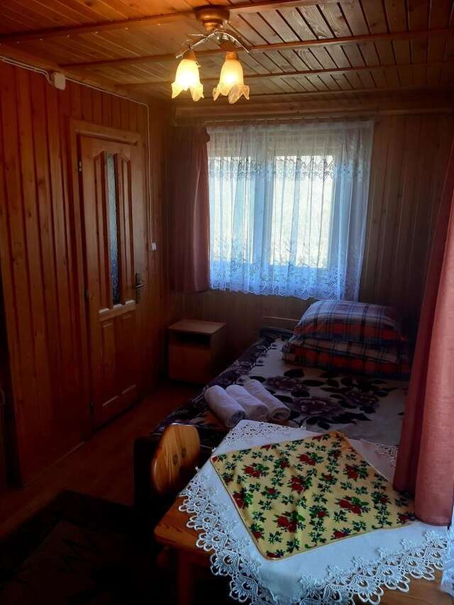 Отели типа «постель и завтрак» Pokoje u Heleny Leśnica-13