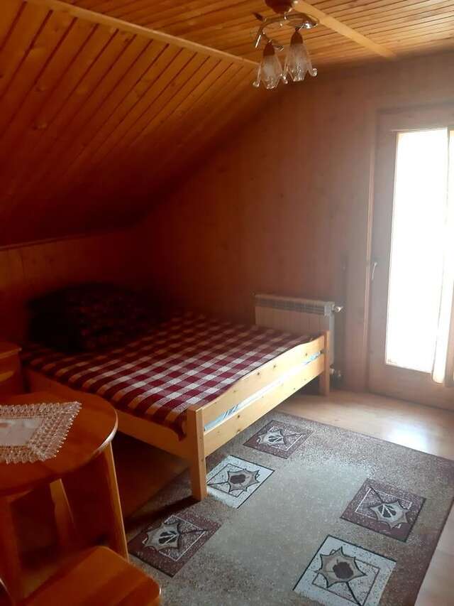 Отели типа «постель и завтрак» Pokoje u Heleny Leśnica-11